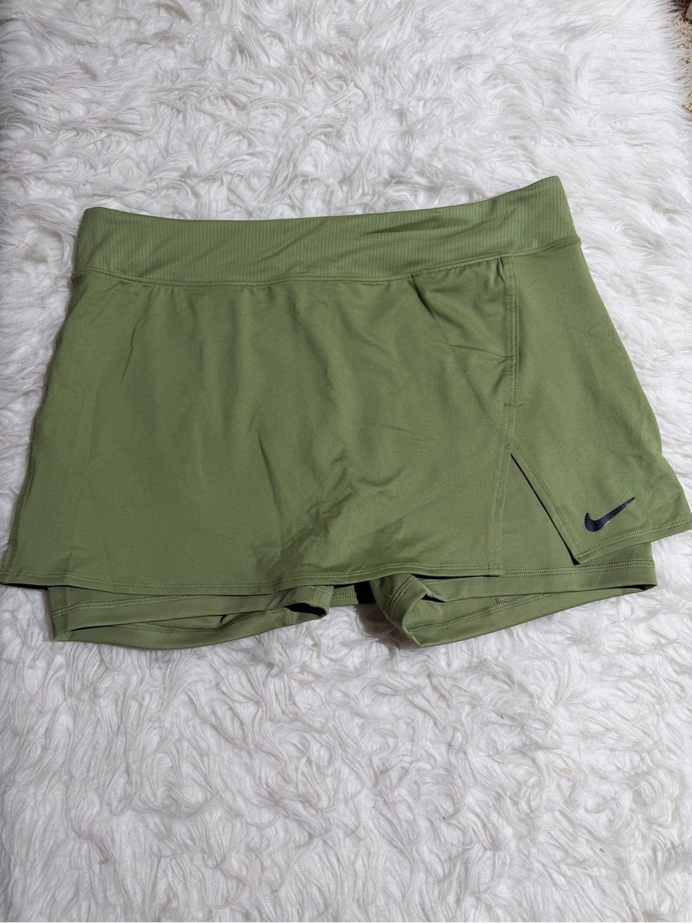 NEW Nike Dri Fit Workout Skort Slim Fit XL Olive Green Workout Tennis Skirt cute
